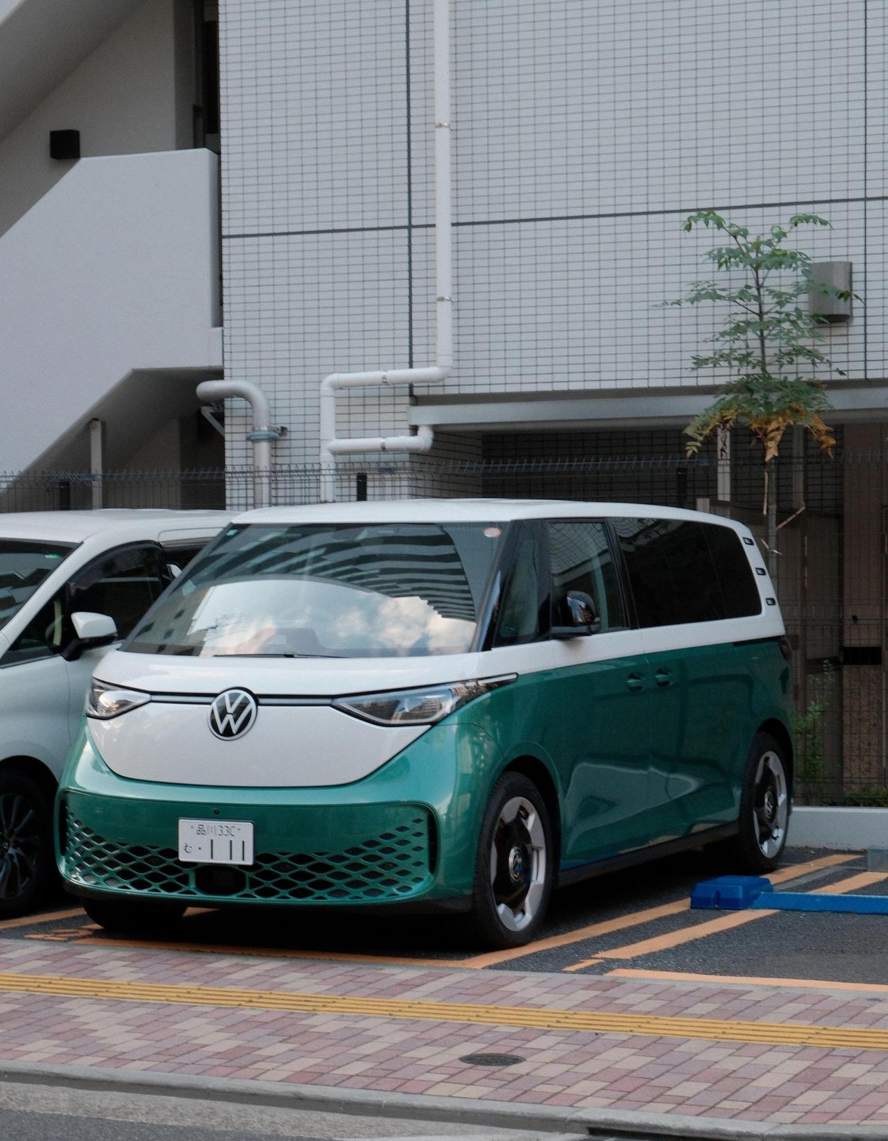 东京偶遇大众ID.Buzz！国内迟迟不引进，真相藏在46万起售价里盼了三年的“电