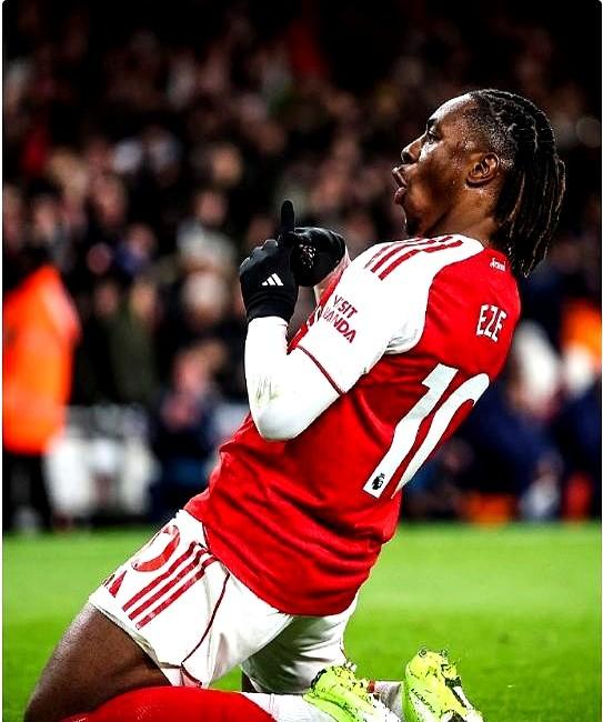 哎，本以为北伦敦德比会非常艰难，谁曾想，如此轻松。大家都还在念叨阿森纳是支角球