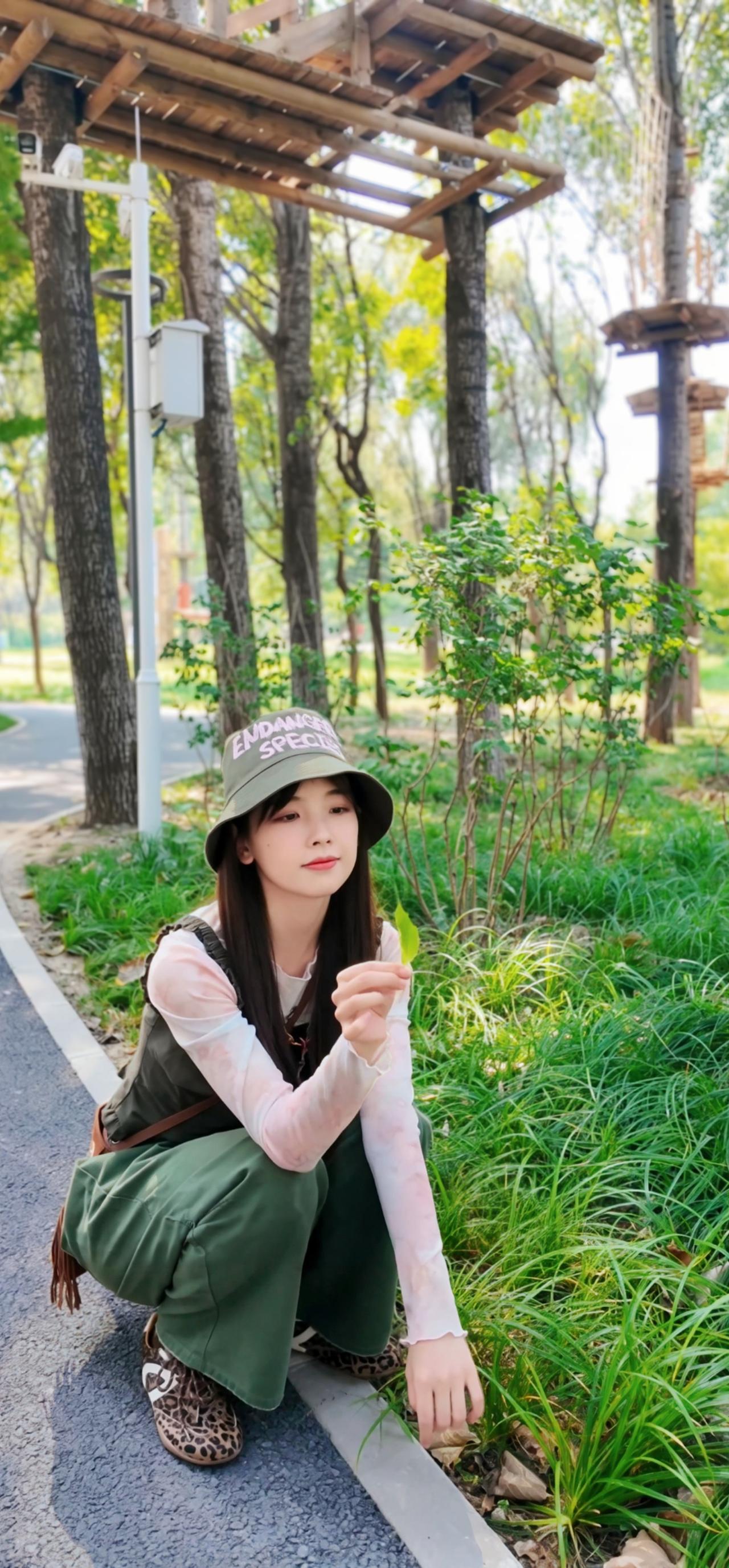 🇨🇳🇨🇳🇨🇳假期[比心]🍃的自然环保色穿搭​​​💃🏻假期