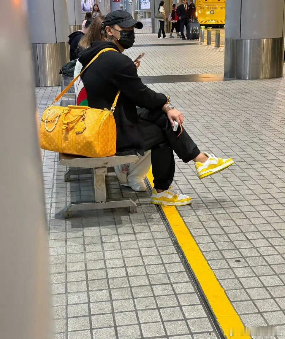 黄子韬徐艺洋去看王鹤棣演唱会了黄子韬徐艺洋到澳门看王鹤棣演唱会网友偶遇黄子韬徐