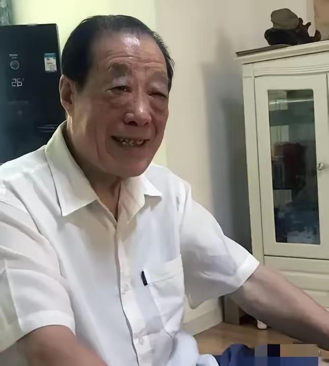 1982年，曾经闻名全国的战斗英雄孙玉国被遣返原籍，从副大军区级干部变成了普通老