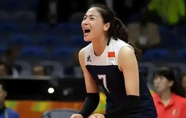 整天打包打包，队员都是凭自己实力入选的，天津女排除了李盈莹和王媛媛，剩下的队员几