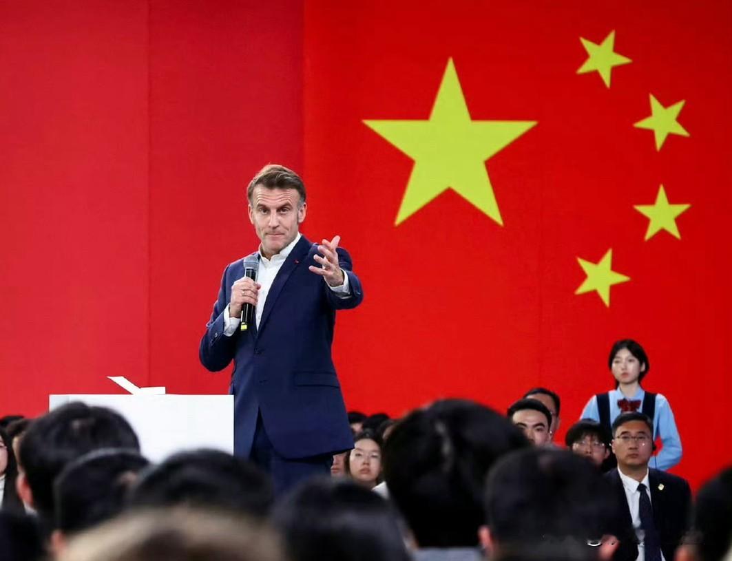 太不地道了！马克龙指责中国正在扼杀欧洲工业基础！9月30日，马克龙公开表示，中国正在摧毁欧洲的工业基
