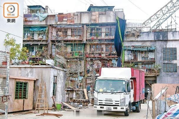 【On.cc】林峯殺入廟街　演員過招踢傷送院藝人林峯近日低調進組拍攝新片《九龍城
