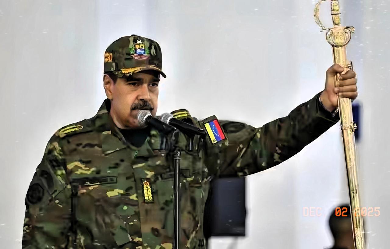 一群无知的人，又开始在网上打鸡血，他们坚定的认为俄罗斯一定不会出手救马杜罗，而且