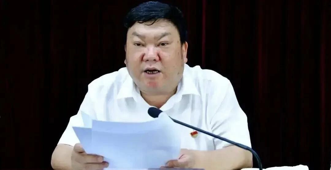 📍大理州政协原副主席常于忠被公诉云南省大理州政协原副主席常于忠被公诉，这真