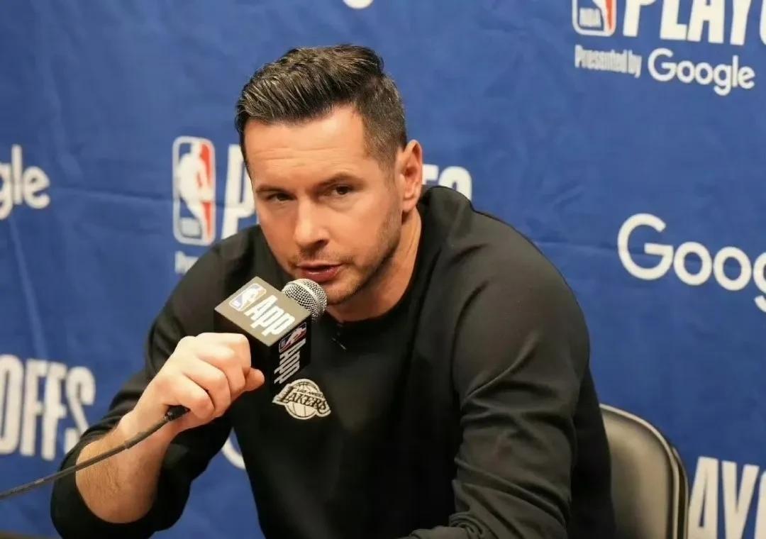 NBA下赛季阵容大猜想！据LakersDaily报道，一位联盟内部人士透露了一