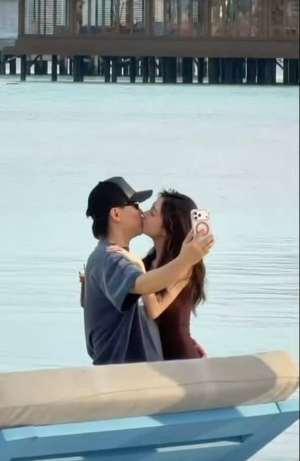 易梦玲真的很爱音乐人