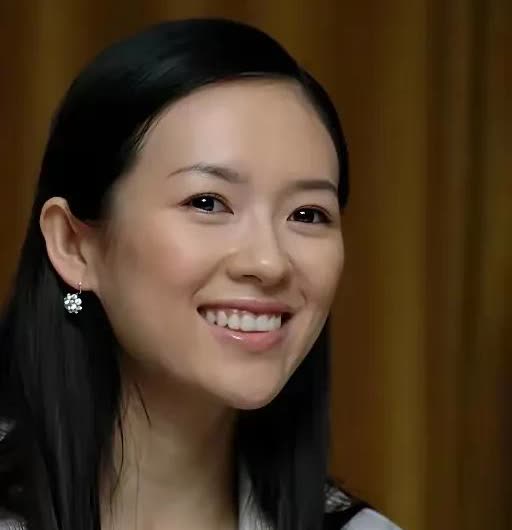章子怡的素颜照：好真实！好漂亮！