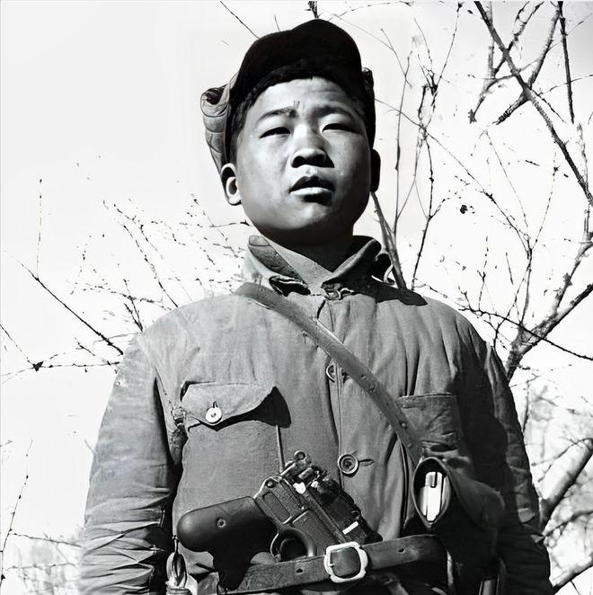 1942年，16岁的小八路宋双来，送完鸡毛信返回时，和几十名骑着高头大马的日伪军