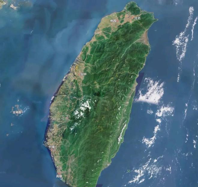 台湾哭了，想求大陆由于台湾当局长期无视民意，导致经济发展陷入困境，眼看下半年冲