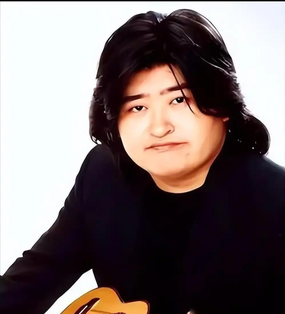 音乐家刘欢及家庭成员基本情况。刘欢（本人），1963年8月26日生于天津，著名音乐家、对外经贸大学副