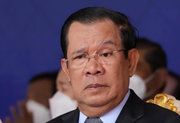 洪森说，只跟泰国下届总理谈事，这种说法，看来无法实现了。泰国代总理下令驱逐柬埔寨