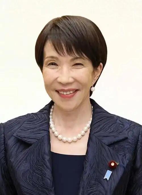 *现在名古屋亚组委最睡不着觉的，估计就是拍板签证费这帮人了吧。不是怕场馆交不了工