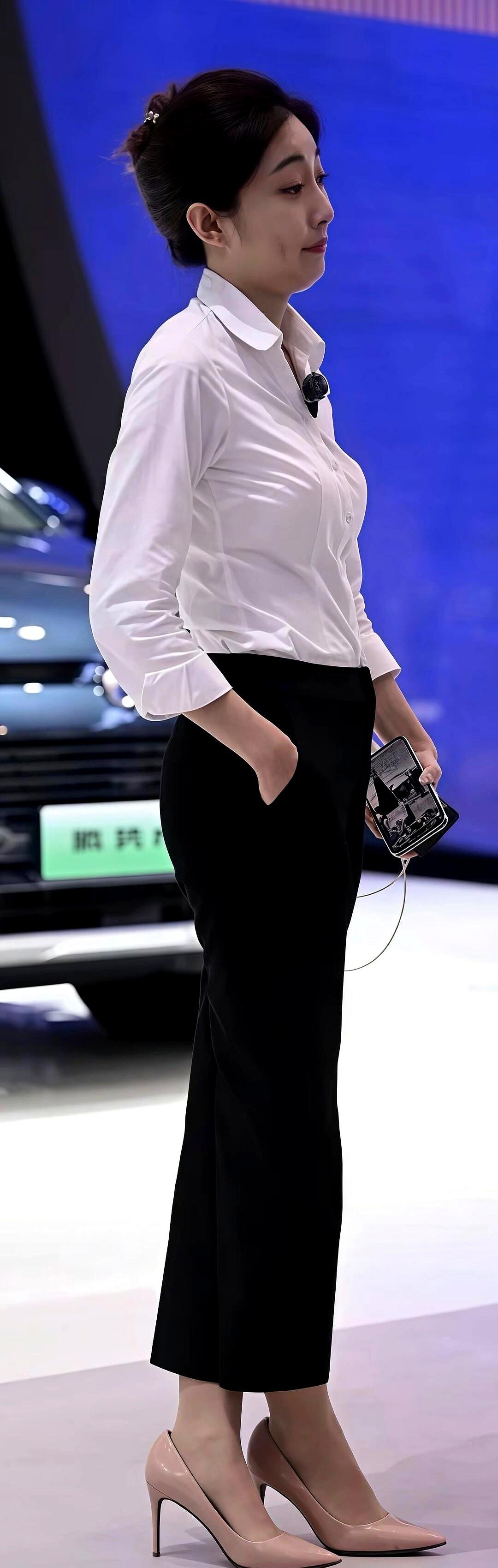 63%白领衬衫钱白花了一件白衬衫能不能升职，看的是细节。2024