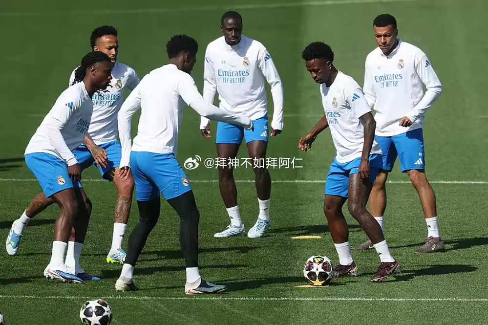 皇马即将迎来欧冠1/4决赛对拜仁的比赛。据西班牙《世界报》报道，这场比赛不仅关乎