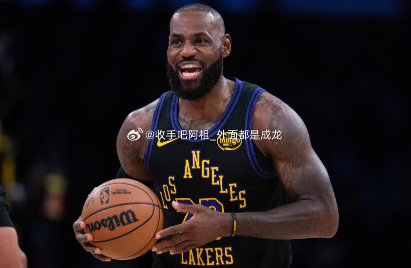 今日，NBA常规赛继续进行，湖人在客场以123-120击败猛龙。此役，詹姆斯全场