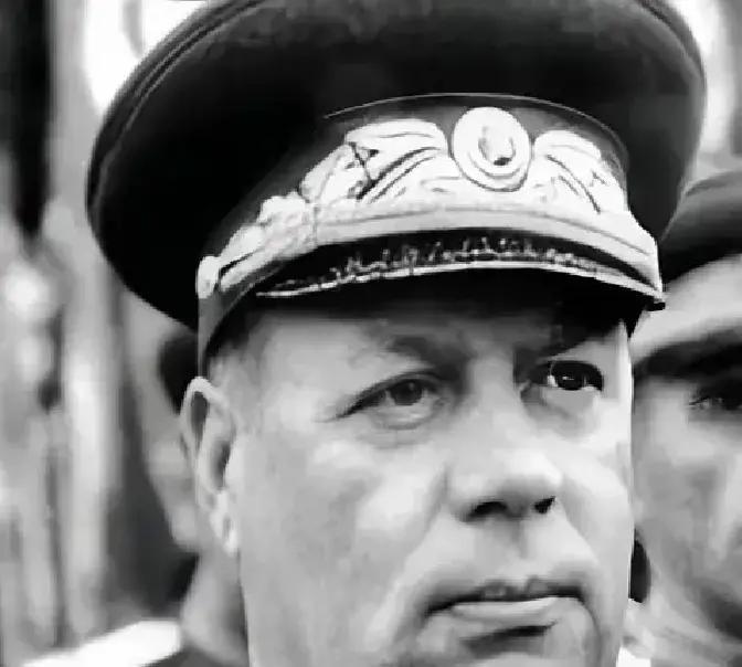 科舍列夫在美国别墅突遇暗杀，这场事件搅动了东西方情报机构的敏感神经。那天夜