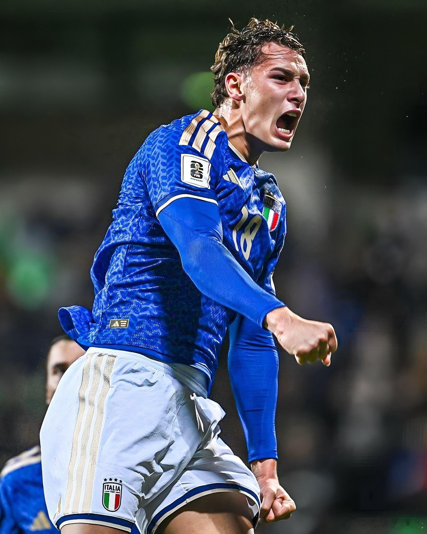 国际米兰的宝贝皮奥霸气头球破门，近3场意大利国家队替补攻入2球。意乙赛场这种强力