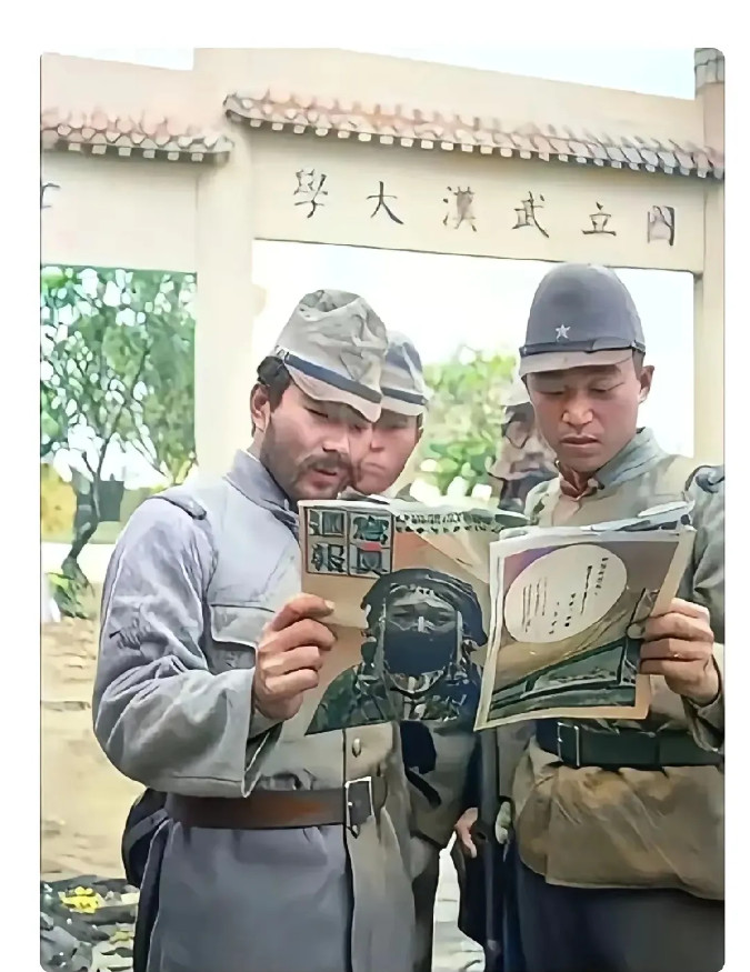 武汉大学樱花的来历！武汉大学原本是没有樱花的，1938年的时候，武汉沦陷，日寇