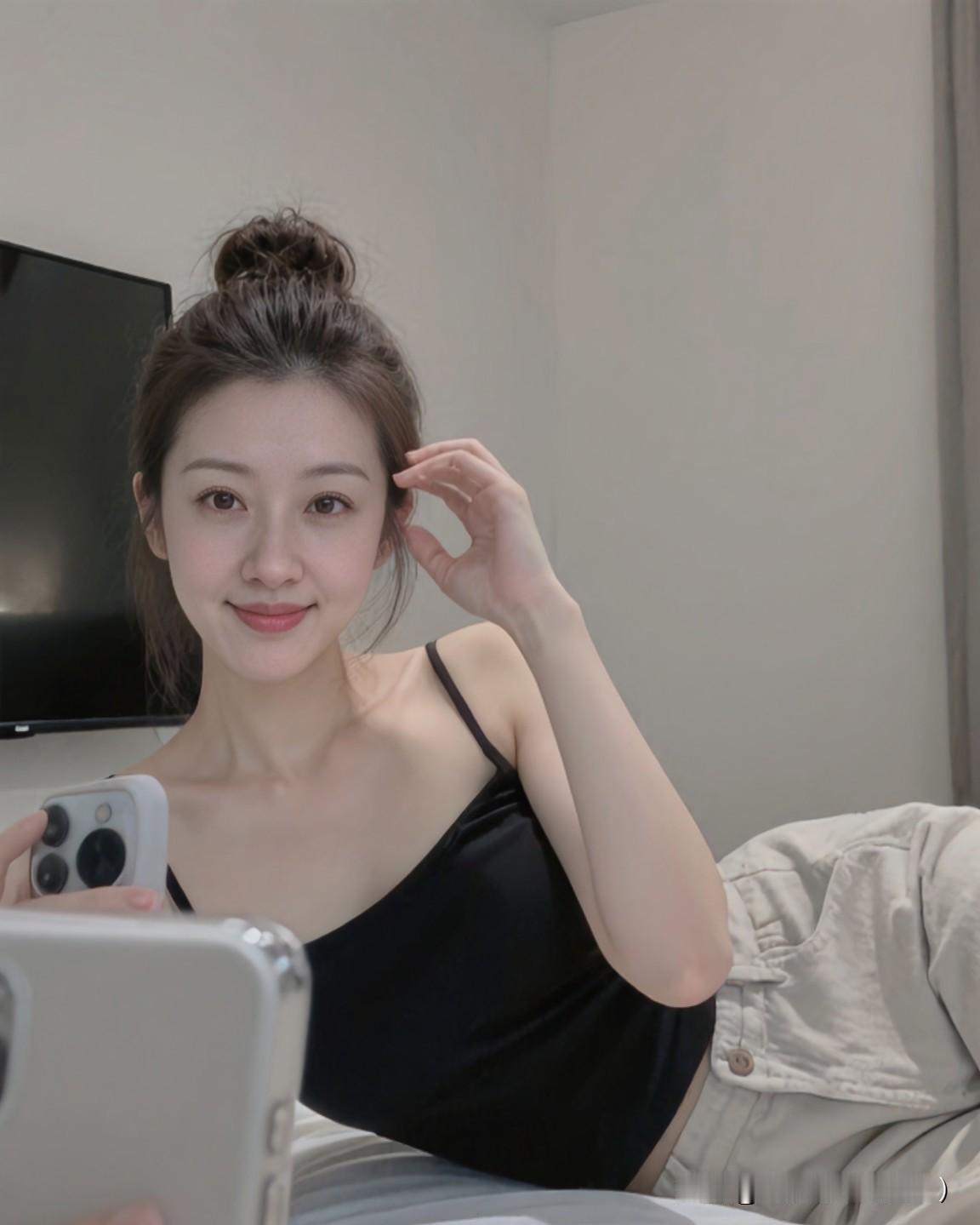 男人和女人，像两极的磁铁！男人习惯把心事埋成地雷，表面云淡风轻；女人总把