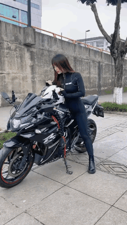 这哥们真是一个商业天才啊，这样买卖都能给盘活，确实厉害！