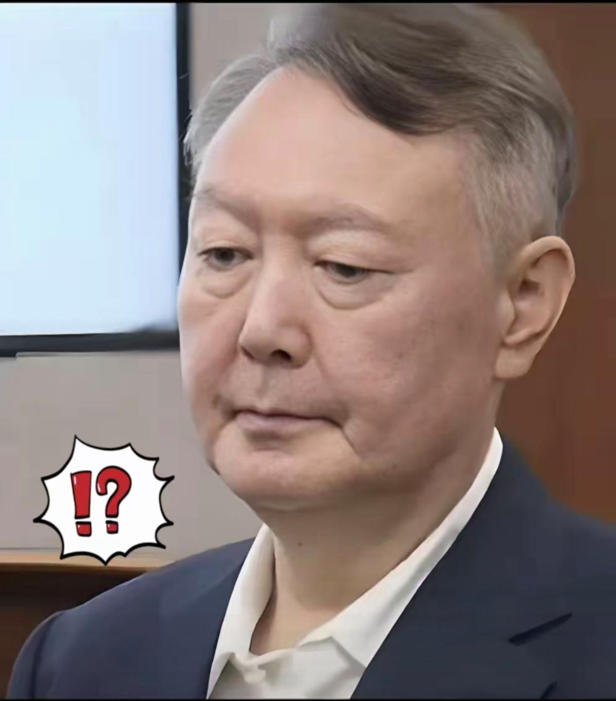 昔日总统今日囚犯尹锡悦首度出庭面容憔悴权力失控的下场令人唏嘘9月26日，
