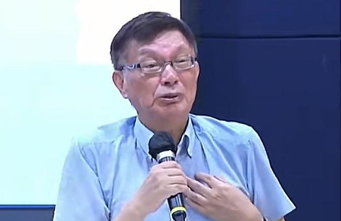 苑举正骂了凤凰卫视知名主持人还差点揍了主持人？台大哲学系教授、知名统派人士苑举