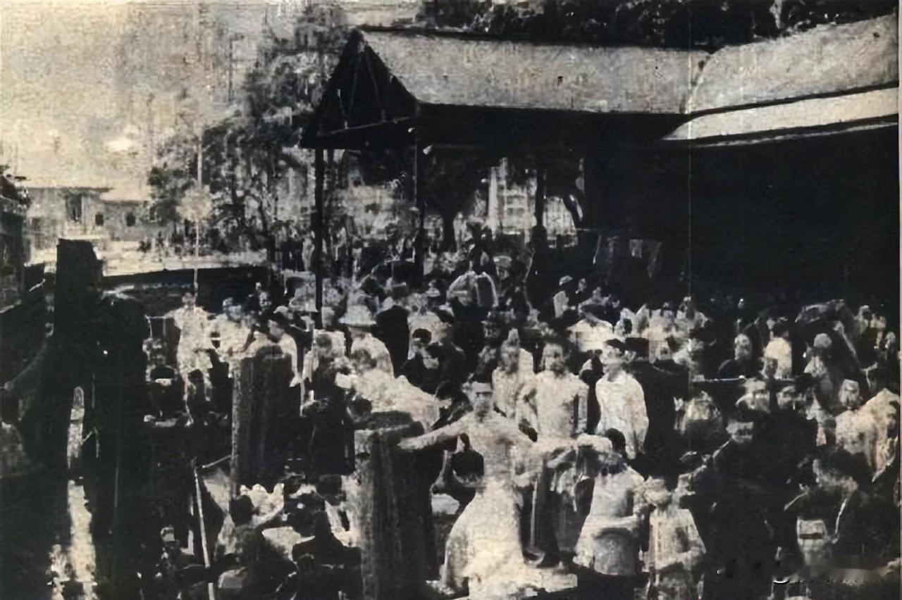 宜昌大撤退救了150万人，没人提他名字，他最后怎么走的？那天在图书馆翻旧书，看