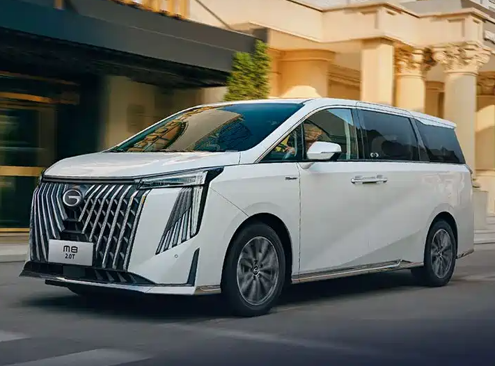 售18.98万搭2.0T+8AT广汽传祺M8新车型上市作为新增车型，其整体造型