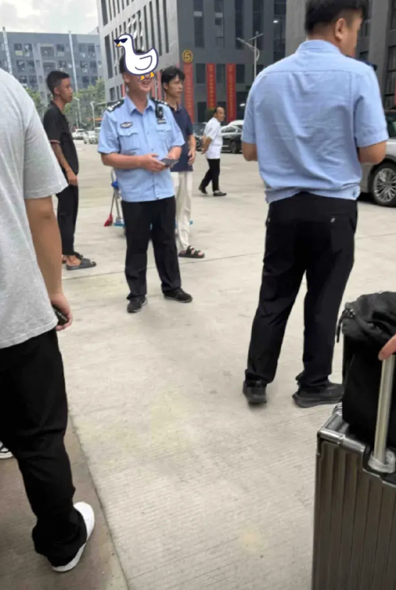 东莞暑假工，学生工的心酸遭遇，谁来撑腰？ 今天必须曝光东莞进厂的乱象！本以为