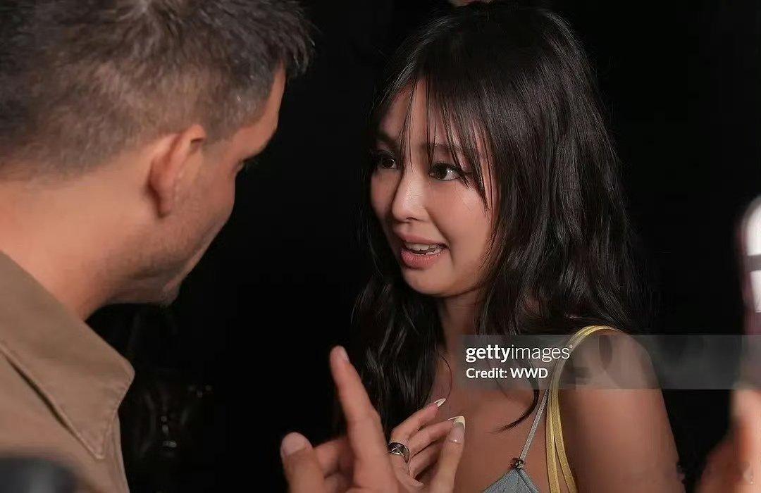 路人女和稠造型未尝不匹配[doge]​​​
