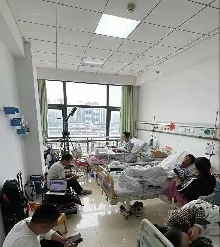 医院看到这一幕，不得不说惊呆了