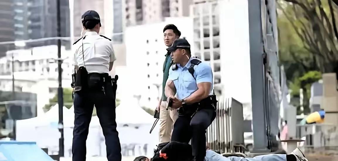 今天上午10点发生在香港的一个惊天动地的大事件！一个52岁的美籍韩裔工程师，因为