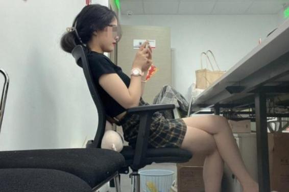 休个婚假产假，怎么就成了白嫖公司？“西安24岁姑娘，去上海入职拿着1.5万月薪，