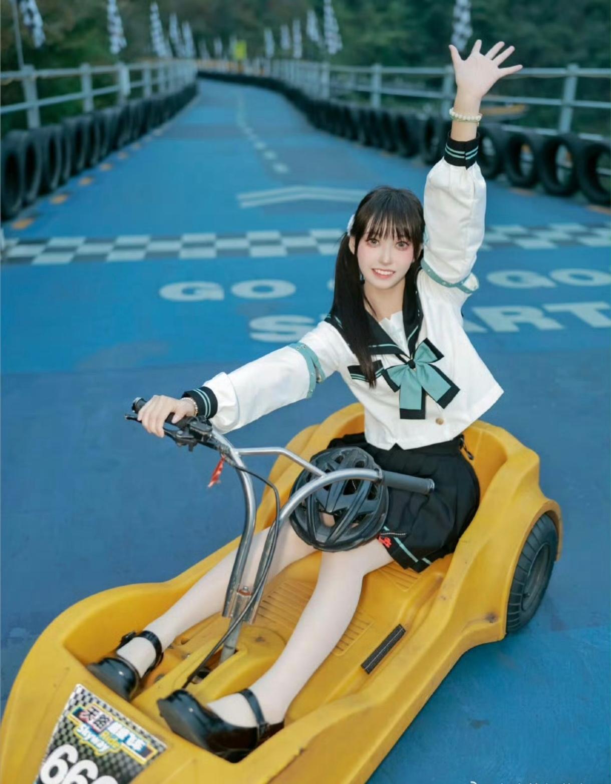 小小jk谁还没件jk制服