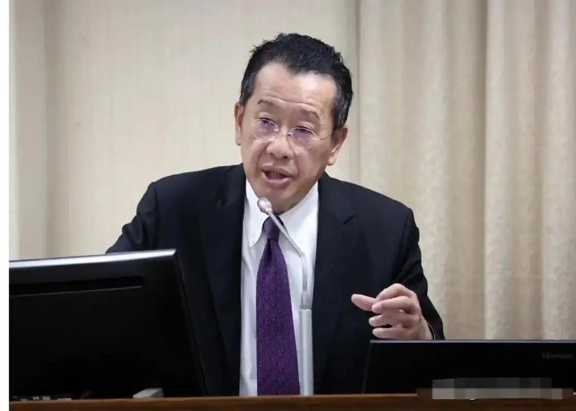 被列入“台独顽固清单”的台湾省“国防部长”顾立雄，竟然警告赖清德！顾立雄，表示如