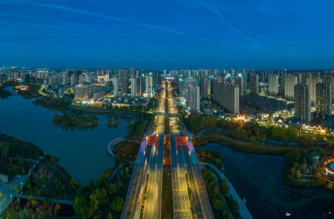 兰州新区我常常想，如果有一天想到兰州新区我会想起什么应该是它最强最美的生命力兰