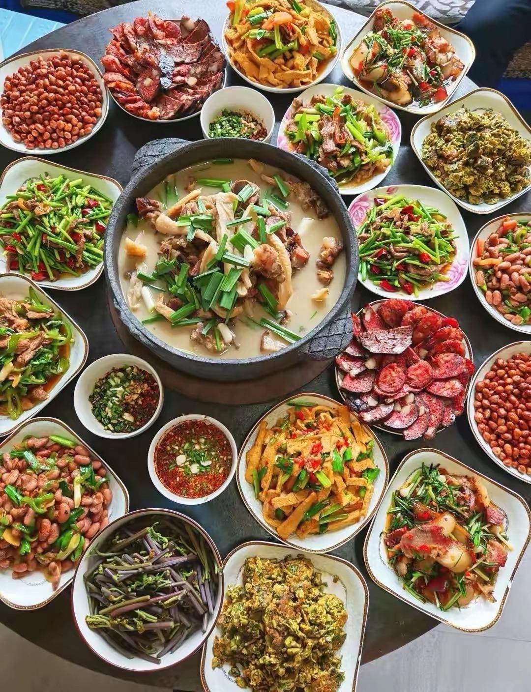 家庭聚会大家伙一起准备的怎么样