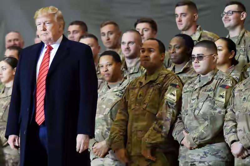 为什么美国军事近二十年没有发展?何止没有发展，简直一步一个坎。据外网博主