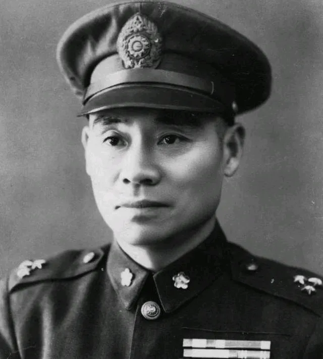 1938年，顾祝同瞒着妻子许文蓉在外养小妾，并把小妾肚子搞大，许文蓉知道后，不哭