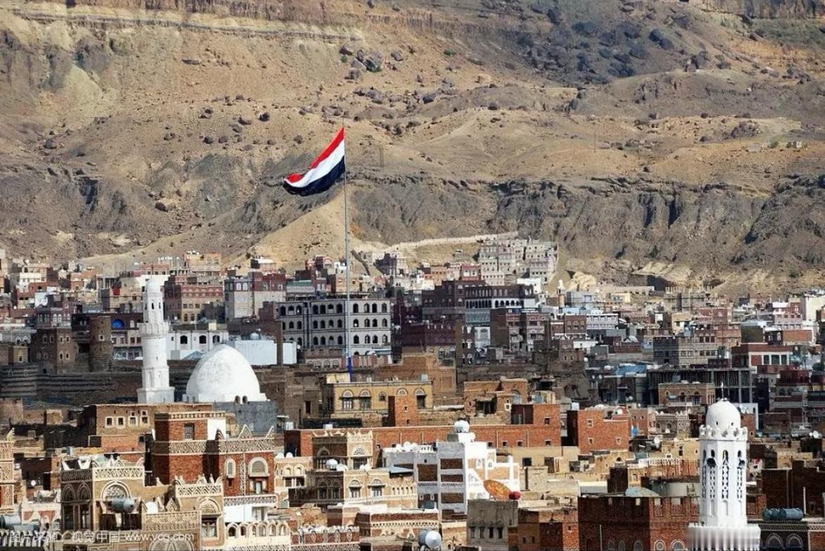 沙特与胡塞打得火热，中国却意外成了主角？也门战火持续升级，沙特大举空袭也门，胡塞武装也频频亮出战场缴