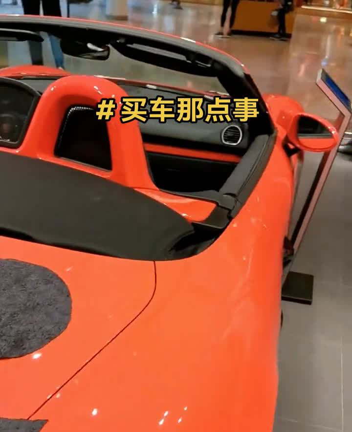 买车那点事。买合资的、买油车的抓紧买，从今年开始明年就会明显的发现买油车的人