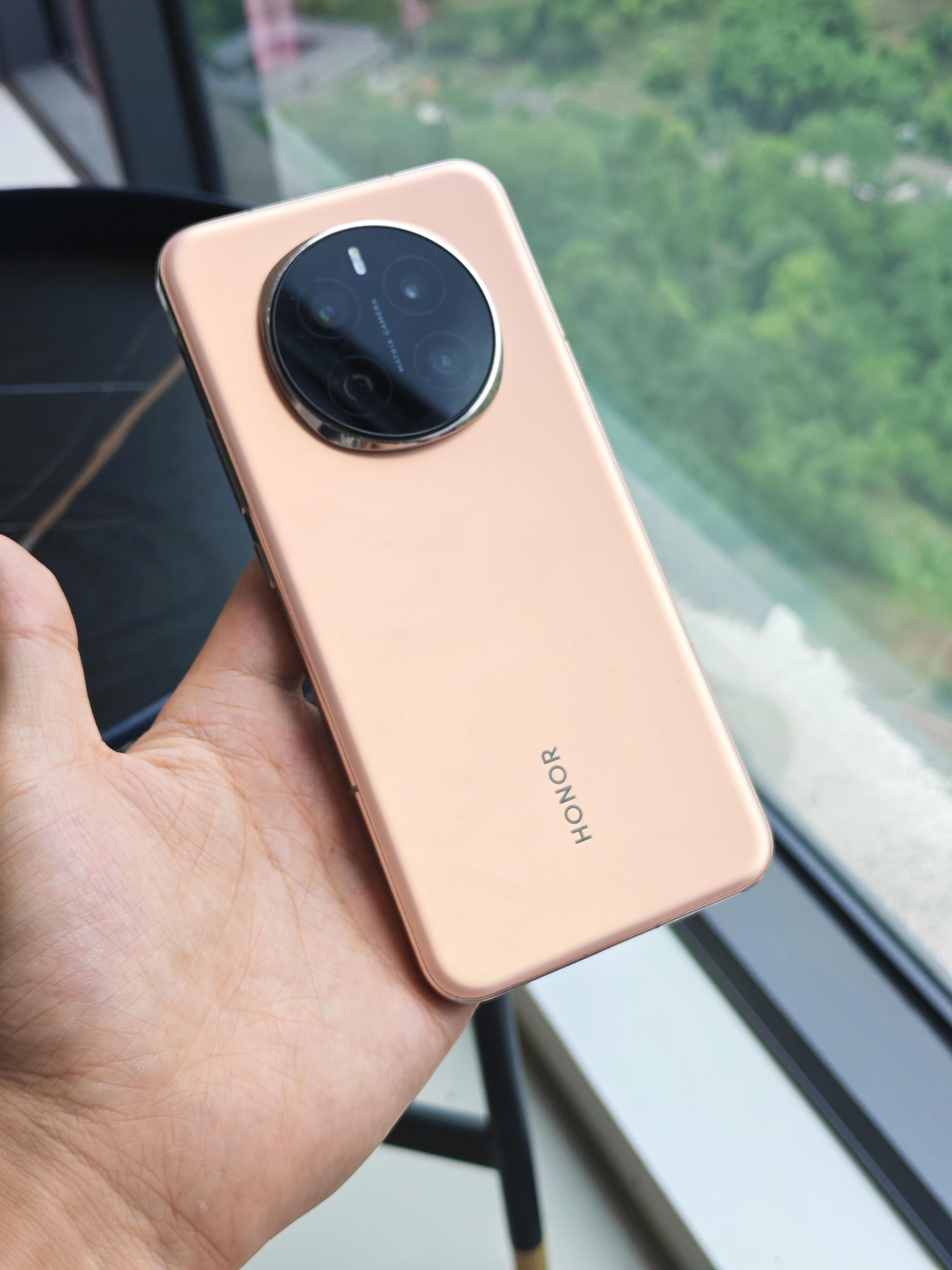 现在这个价，我愿称之为荣耀最良心产品