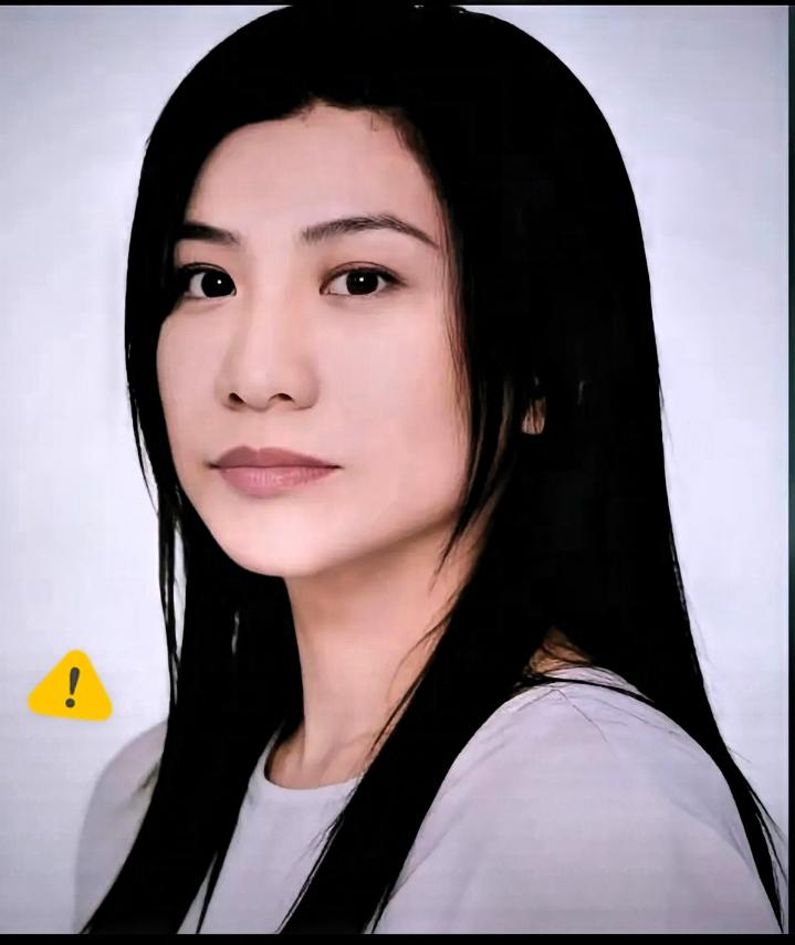 曾轰动香港的祁春艳勒索富商一案，至今让人脊背发凉。出身东北农村、早年丧夫的她，凭