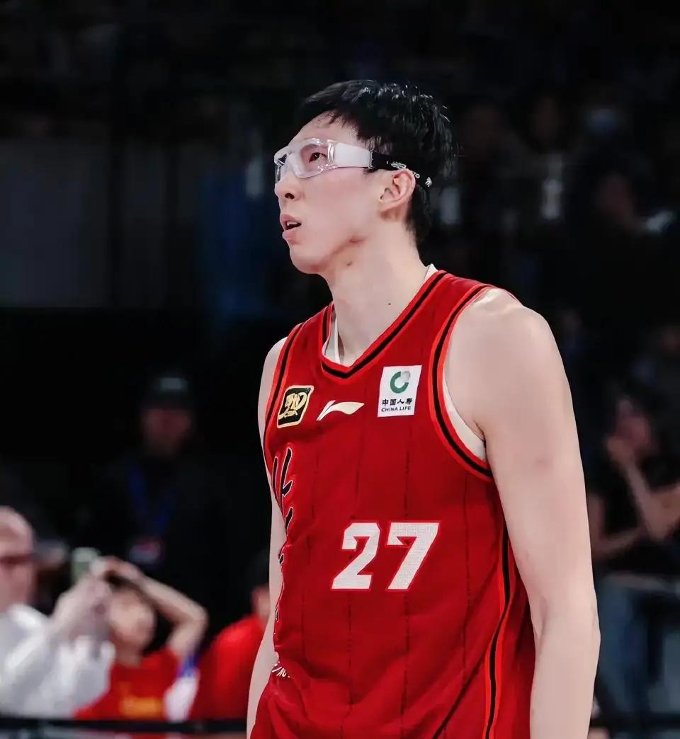 太无语，北京89-85险胜江苏，虽然赢球，但这3位国家队球员表现不佳！1. 周