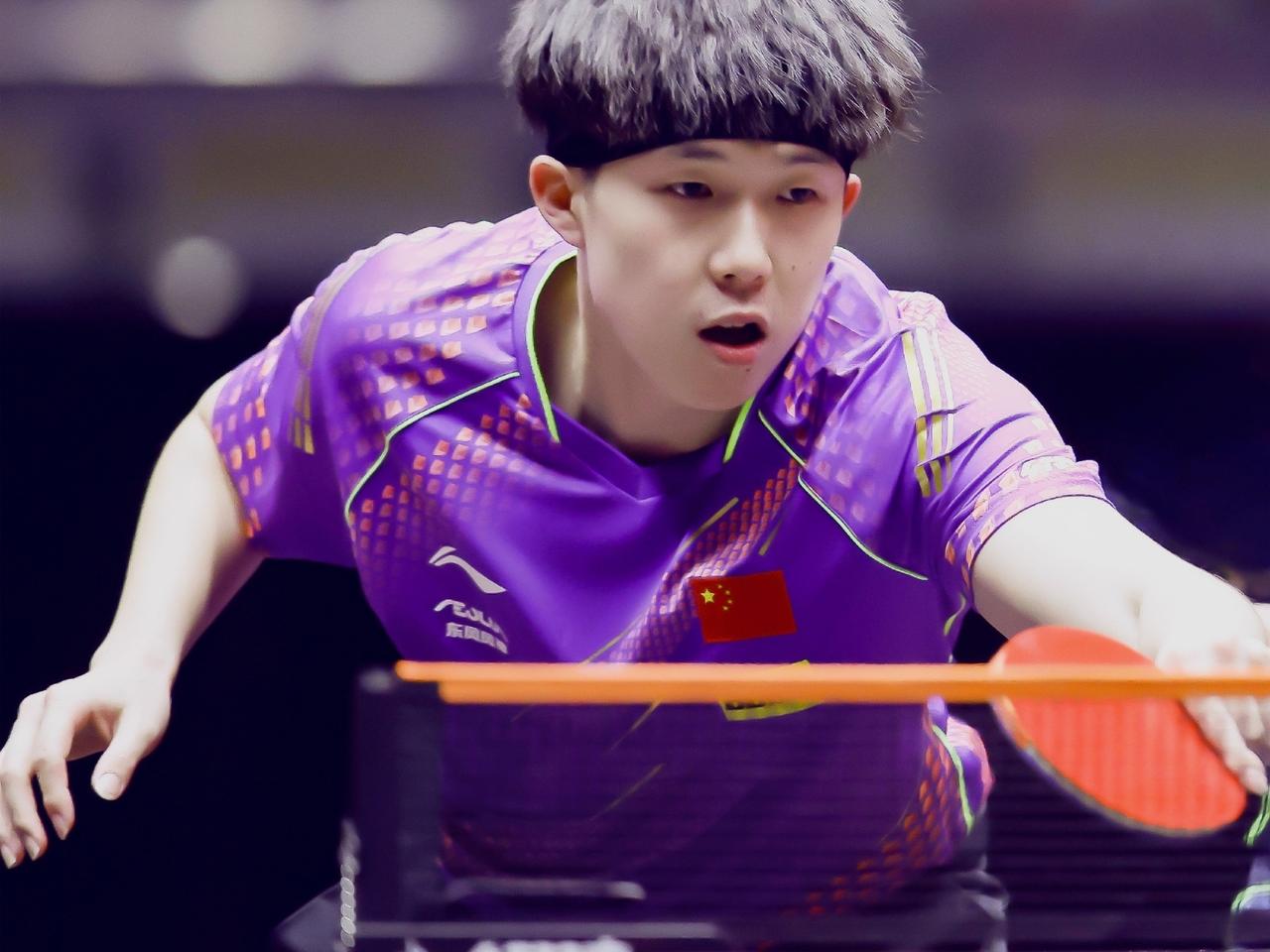 王楚钦、王曼昱如今的稳定发挥，离不开顶配教练团队保驾护航！王楚钦由孙逊主管，肖