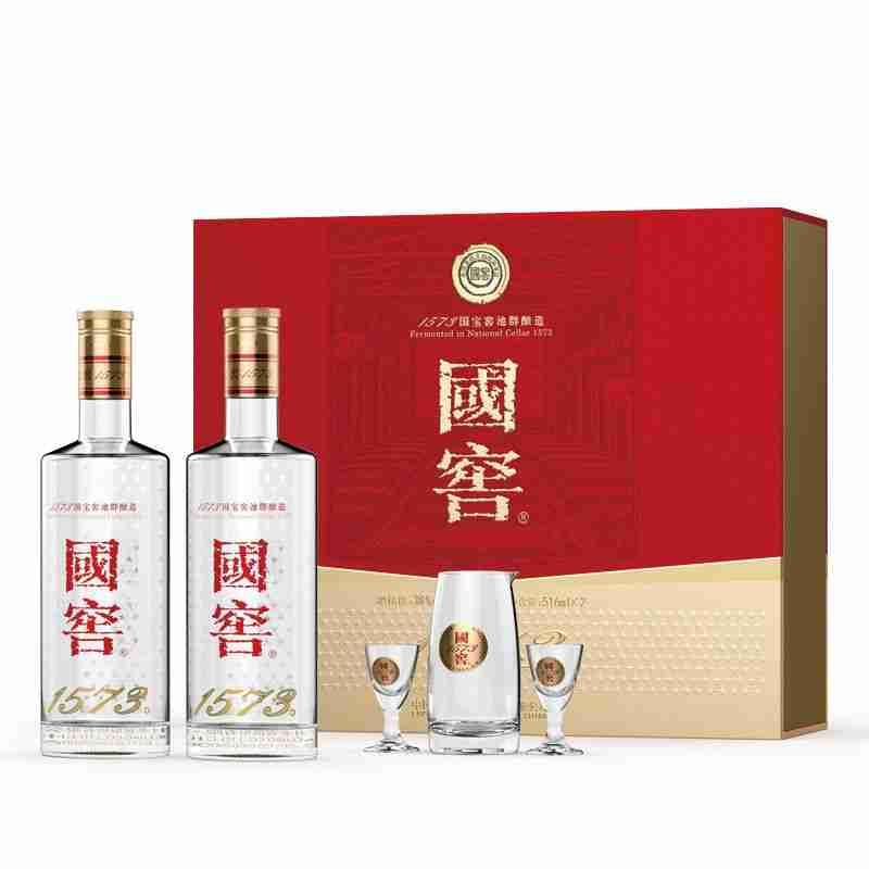 京津冀的男人们爱喝的酒，分为10档第一档是金牌档：国窖1573或五粮液普五八代