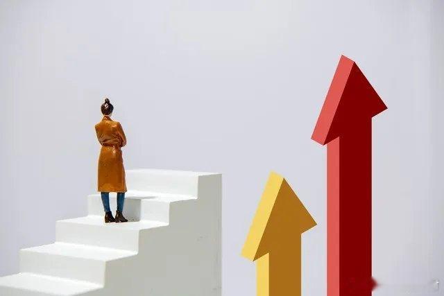 11月20日周四热门人气股点评合富中国：龙头出笼，小弟跟风航天发展：放量T板