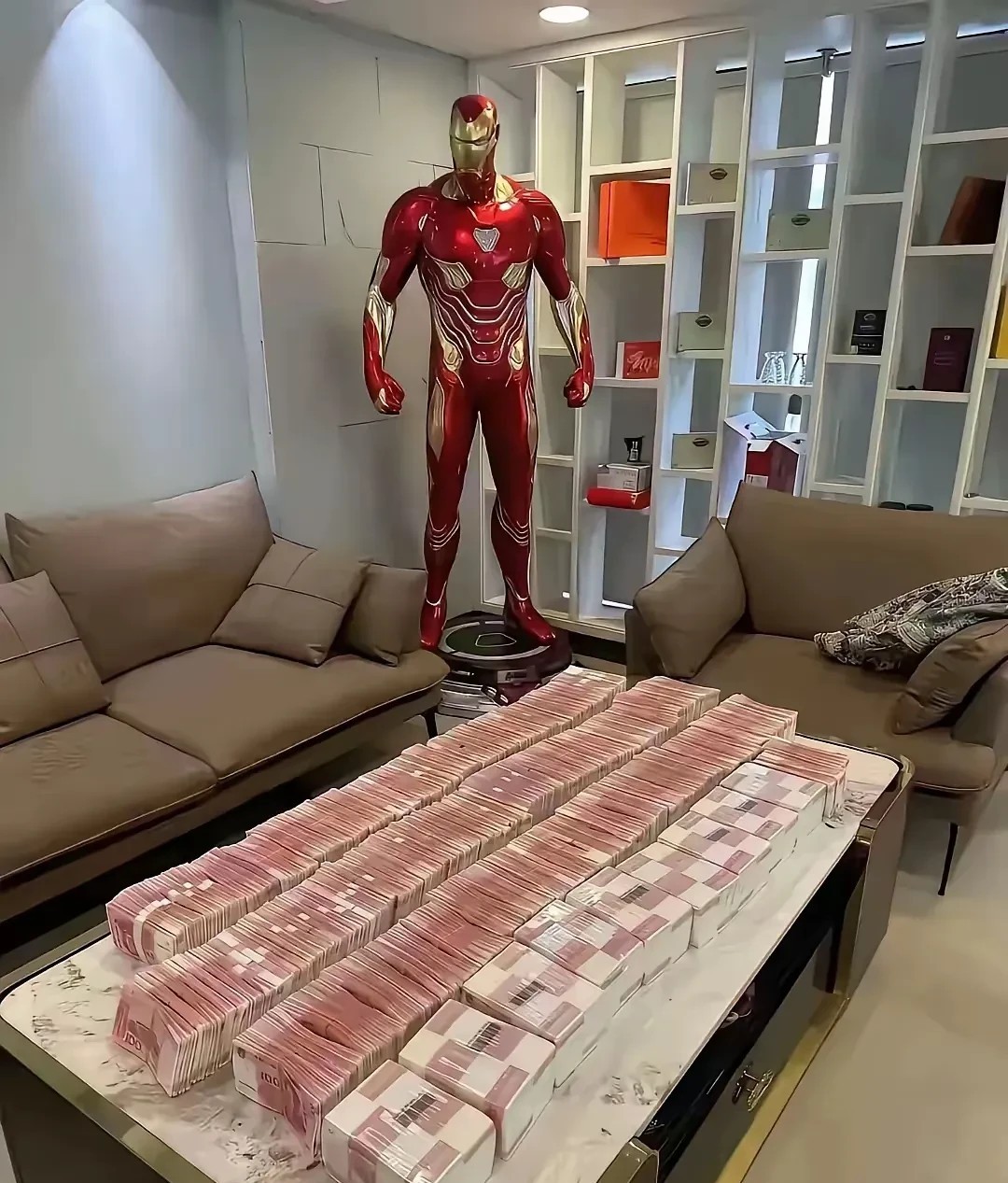 如果一个人拥有这么多现金，可以不工作生活十年吗？